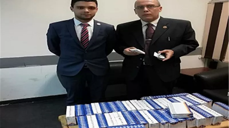 جمارك المطار تضبط محاولة تهريب كمية من الأدوية البشرية مع راكب قادم من اثيوبيا