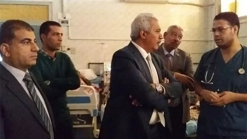 نائب رئيس جامعة الأزهر يتفقد المستشفى الجامعي بأسيوط