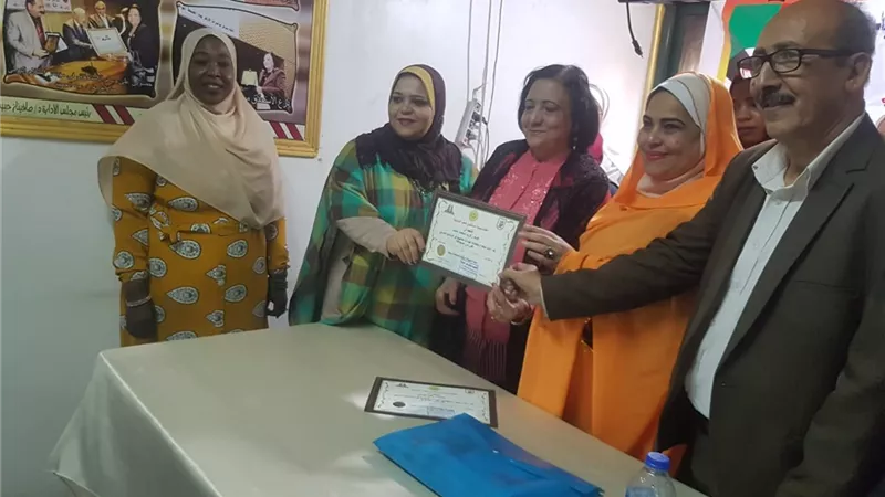 مبادرة مصر والسودان ايد واحده تقيم دورة الصحفى المميز
