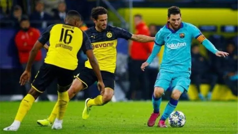 تغييرين في تشكيل برشلونة الأساسي لمواجهة دورتموند بدوري الأبطال