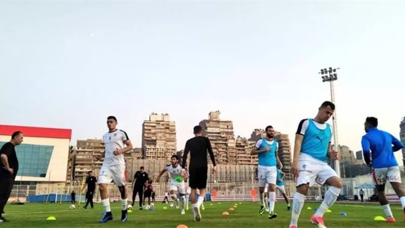ميتشو يشيد بتألق حراس الزمالك فى المران استعدادًا لمواجهة مازيمبى