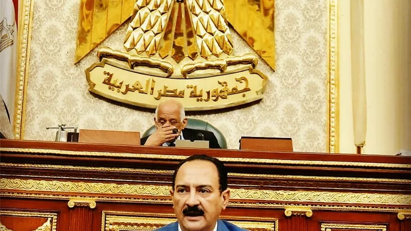 استقبال أول شحنة جرارات أمريكية جديدة للسكة الحديد أول ديسمبر