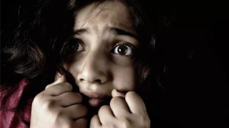 تعرف على سبب رعشة الجسم عند الخوف