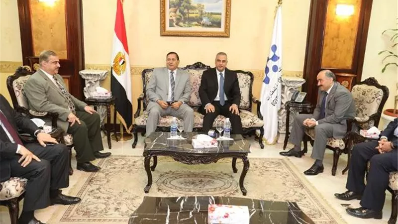 محافظ سوهاج الجديد يصل ديوان المحافظة لمباشرة مهام عمله