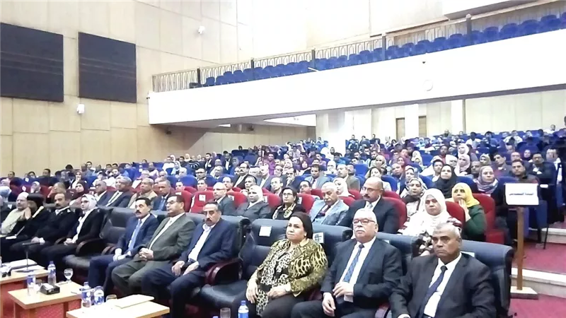 الزملّوط يفتتح منتدى الشباب الأول لرعاية الأفكار واتخاذ القرارات بالوادى الجديد.صور