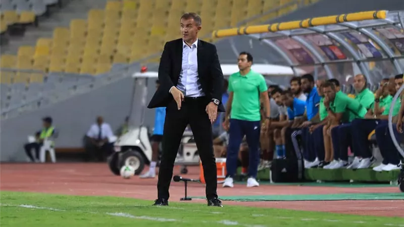 بعد الهزيمة الثقيلة من مازيمبى.. اقالة ميتشو من تدريب الزمالك
