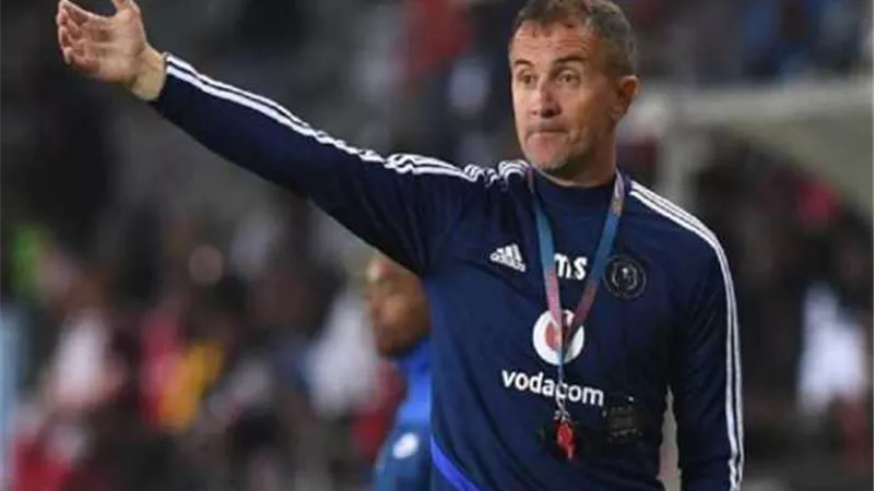 بعد هزيمة الزمالك من مازيمبي الكونغولي.. هاشتاج «ميتشو لازم يمشي» يتصدر «تويتر»