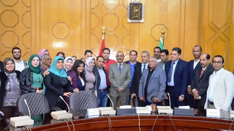 محافظ الاسماعيلية يؤكد على أهمية دورالأعلام فى تحقيق التنمية