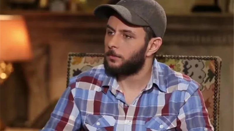 عمر فاروق الفيشاوى: عرفت مرض والدى من الفنان كمال أبوريه و اخفينا الخبر.. فيديو