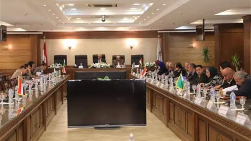 محافظ الجيزة يلتقى بنواب دوائر الصف واطفيح والبدرشين والعياط