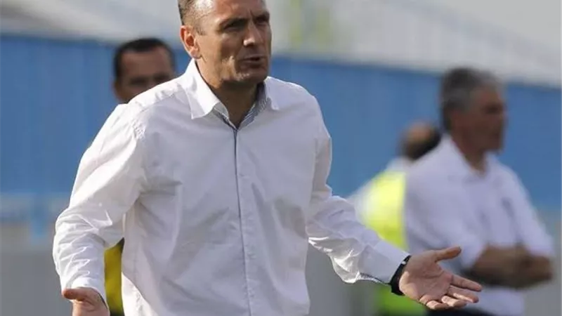 نجم الأهلي السابق.. في طريقه لتدريب الجونة
