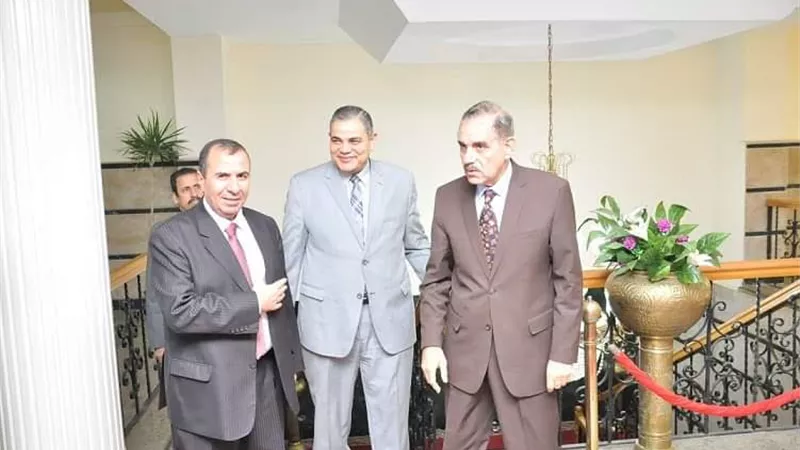 رئيس جامعة كفر الشيخ يهنئ المحافظ الجديد