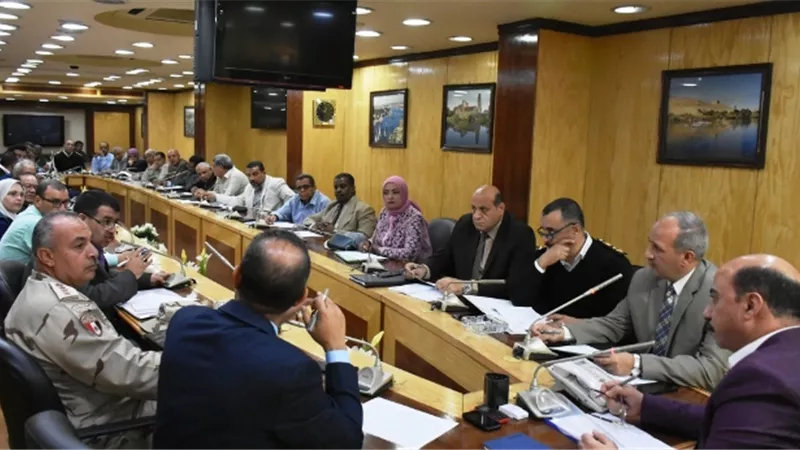 محافظ اسوان: هناك ردع للمخالفين ولكل من يسئ إلى الصورة الحضارية لأسوان