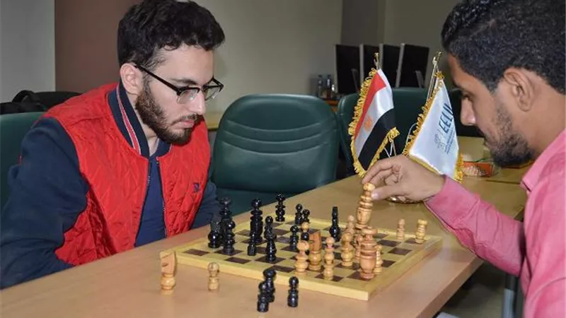 الجامعة المصرية للتعلم الالكتروني تختتم فعاليات نهائي دوري الشطرنج