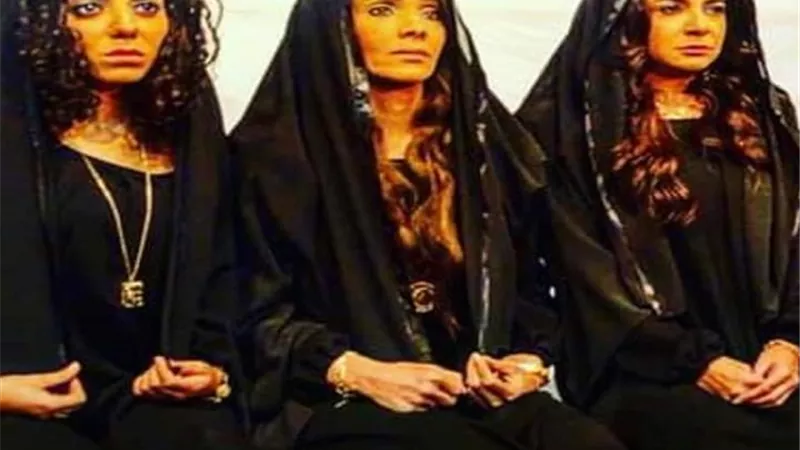 افتتاح مسرحية 