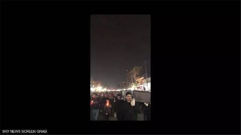 انطلاق أكبر تظاهرة ليلية ضد النفوذ الإيراني في العراق