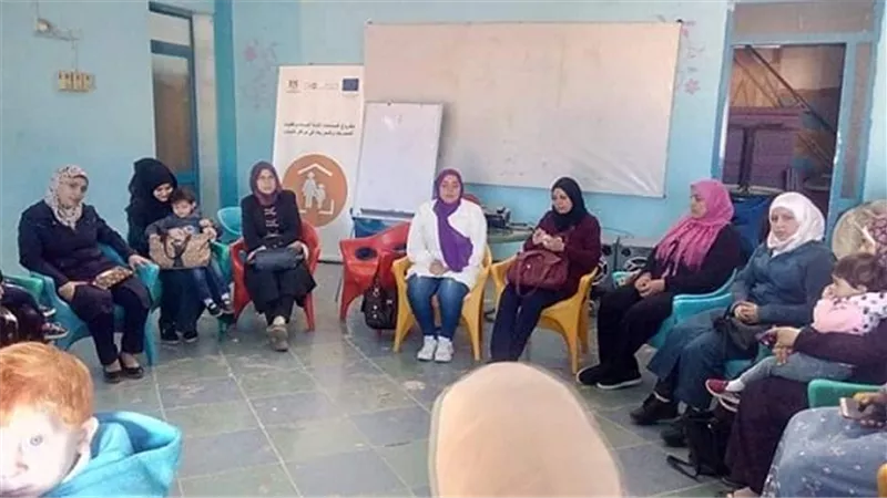 دورة عن الدعم النفسي للوافدات السوريات والمواطنات المصريات بالعاشر