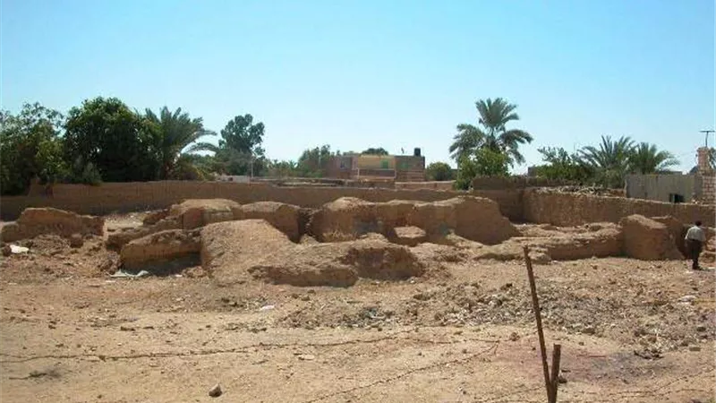 عبد الرسول: معبد إله المرح 