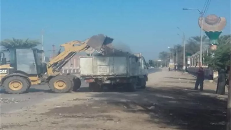 رفع ٥٠ طن مخلفات في حملة نظافة بمركز أسيوط...صور
