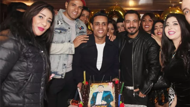 موسي صبري يحتفل بعيد ميلاد مع نجوم الوسط الفني