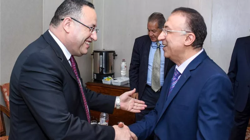 الشريف يشارك في الملتقى الأول للمسئولية المجتمعية بطب الاسكندريه