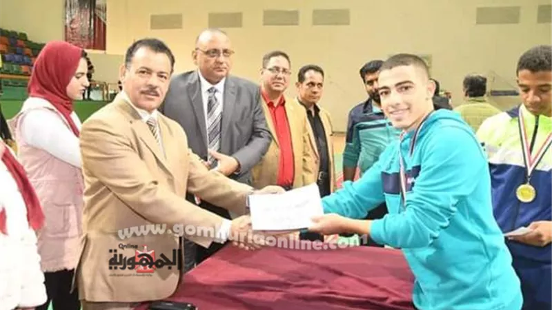 جامعة الوادي الجديد تكرم الفرق الفائزة فى ختام فعاليات مهرجان التميز الرياضي