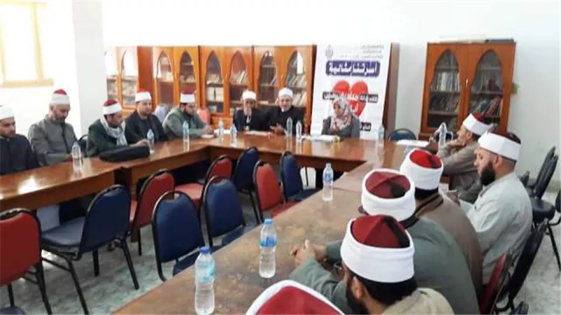 كلام رجاله عنوان محاضرة فى فاعليات مبادرة أيامنا الحلوة بصحة العبور