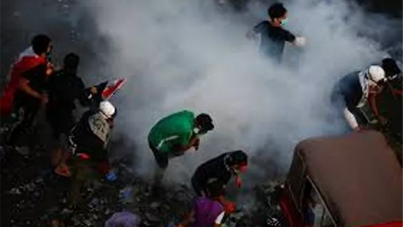 احتجاجات العراق.. جرحى وقنابل مسيلة للدموع في كربلاء