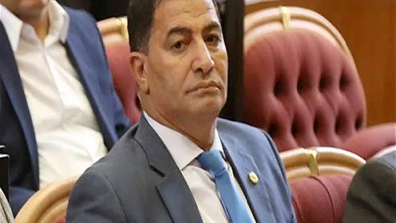 البدرى ضيف يتقدم ببيان عاجل حول أزمة مساواه خريجى المعاهد الصحية بكليات الطب