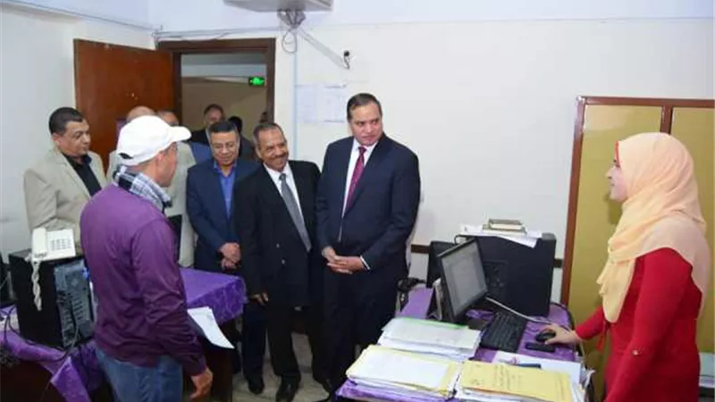 رئيس جامعة سوهاج يتفقد استعدادات تجديد الاعتماد