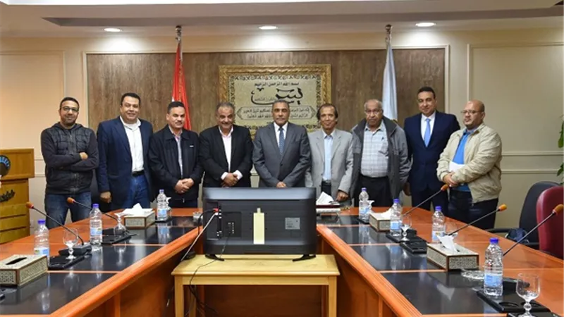 محافظ مطروح : أهمية دور الإعلام فى نقل نبض الشارع والمشاركة فى جهود التنمية