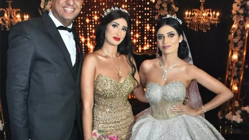 ميرا سعد تحتفل بزفافها على حفيد الصائغ بحضور أشرف زكى