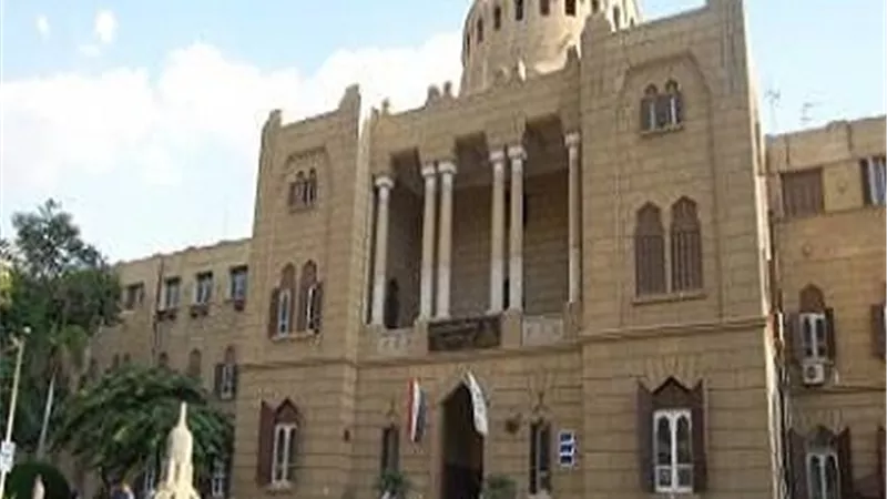 وزير التعليم العالي يفتتح مركز التميز في الطاقة بهندسة عين شمـس..اليوم