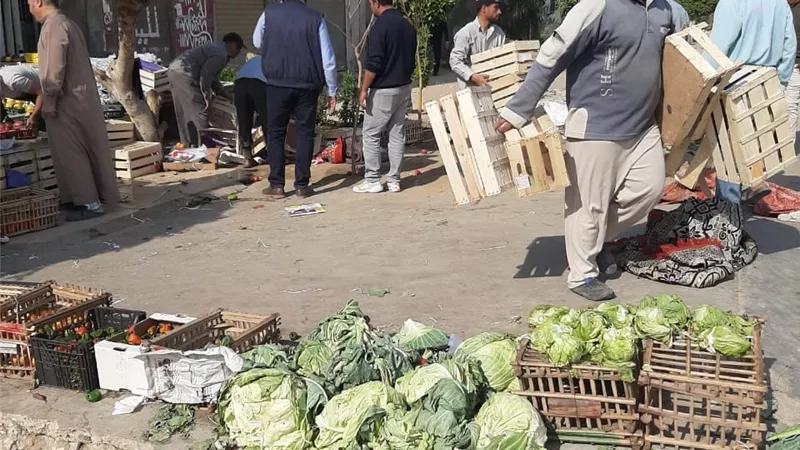 رئيس جهاز 15 مايو يقود حملة مكبرة للتصدي للتعديات والمخالفات بالمدينة
