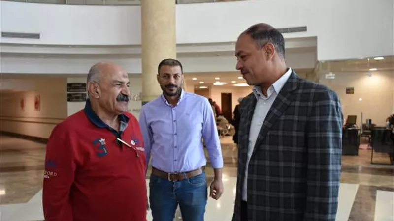 رئيس جهاز مدينة طيبة الجديدة يزور مستشفى شفاء الأورمان بالأقصر
