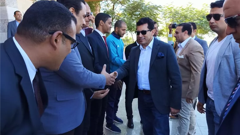 صبحى يستعرض خطته لتكثيف استضافة الأحداث الرياضية بالمدينة الشبابية بالأقصر