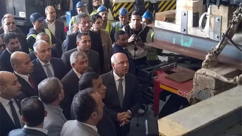 كامل الوزير: عربات السكة الحديد الجديدة سترفع طاقة التشغيل لمليوني راكب يومياً