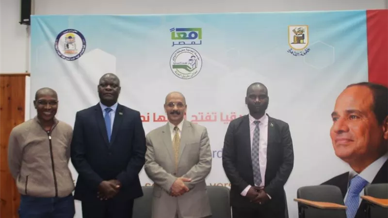 بالصور ..كلية دار العلوم تجنى ثمار مبادرة افريقيا هتتكلم عربى
