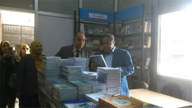 افتتاح المنفذ الدائم للهيئة المصرية العامة للكتاب بآداب عين شمس