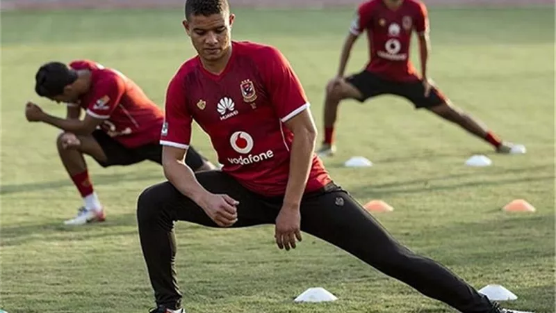 مفاجأة.. الأهلى يستبعد 7 لاعبين من مواجهة الهلال