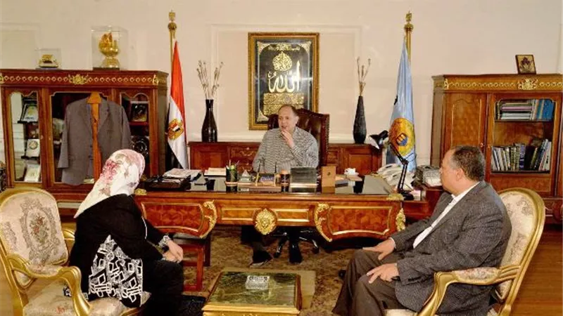 محافظ أسيوط يعلن دعمه لتمكين ذوى الإعاقة واستكمال برامج