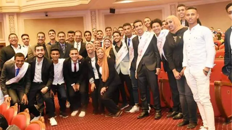 جامعة حلوان تشارك فى مهرجان أطفال العالم.. بالصور