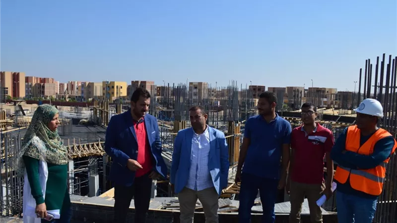 رئيس جهاز سوهاج الجديدة يتفقد أعمال تنفيذ مستشفى 