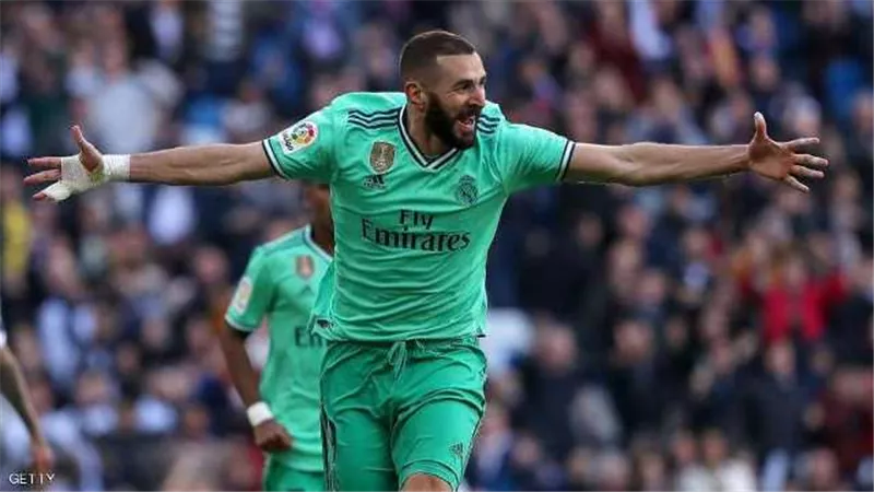 ريال مدريد يقتنص صدارة الدورى الاسبانى بالفوز على سبانيول