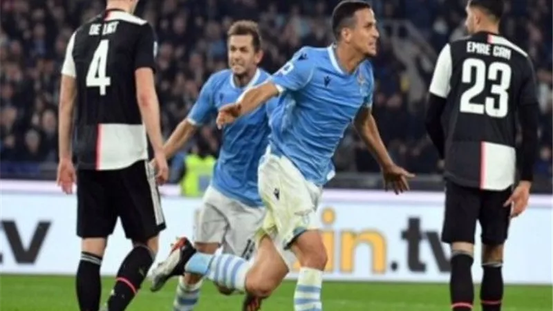 لاتسيو يكتسح يوفنتوس بثلاثية فى الدورى الإيطالى