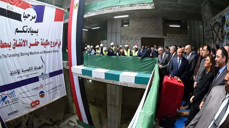 مدبولى يشهد احتفالية تخطى ماكينة الحفر العملاق بالخط الثالث لمترو ماسبيرو