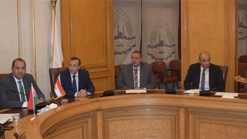 غرفة القاهرة تبحث استثمارات مصرية بيلاروسية في قطاع الألبان