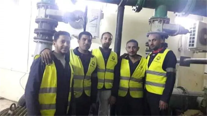 بسواعد أبنائها.. تركيب 7 محابس بخزان مياه غرب أسيوط