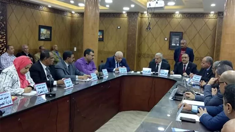 عجلان وسلامة يناقشان جاهزية الادارات التعليمية لامتحانات الفصل الدراسي الاول