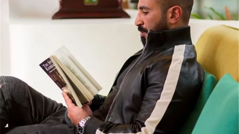 احمد سعد يشبه هذا ب